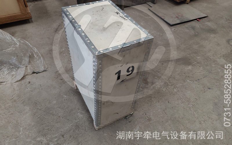 礦用電機(jī)車配件出口海外 1.jpg